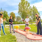 Le Parc De Paris Отель Villevaude