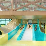 Hotel Camping Le Parc De Paris 3*