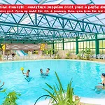 巴黎公园宿营地 3* Villevaudé