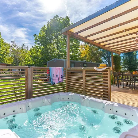 Hotel Le Parc De Paris Villevaudé