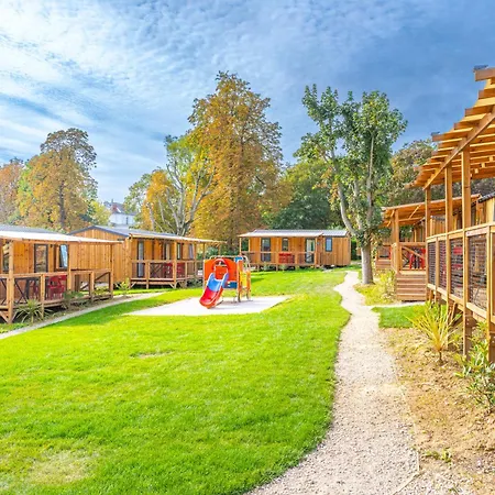 Camping Le Parc De Paris 3*