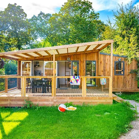 Camping Le Parc De Paris 3* Villevaude