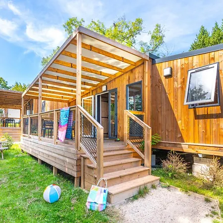 Camping Le Parc De Paris 3*