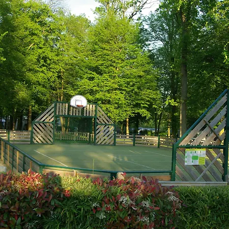 Le Parc De Paris Hotel