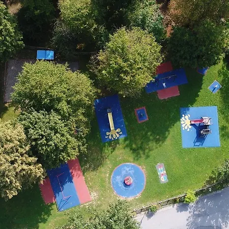 Le Parc De Paris 3*