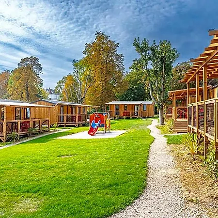 Le Parc De Paris 3* Villevaudé