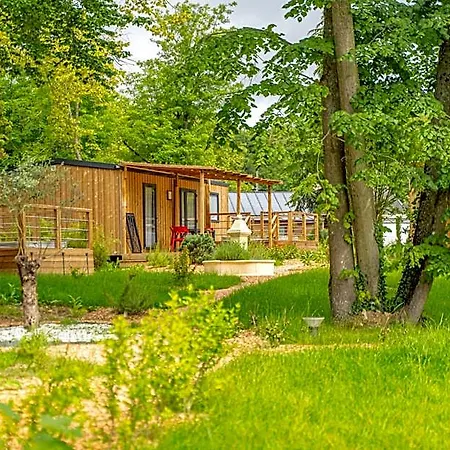 Le Parc De Paris 3* Villevaudé