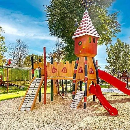Le Parc De Paris Ξενοδοχείο Villevaudé