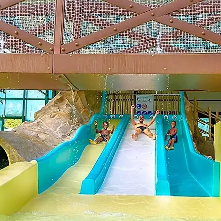 Camping Le Parc De Paris 3*