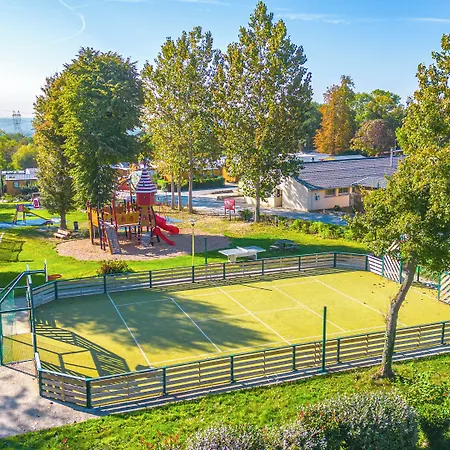 ホテル Le Parc De Paris 3*