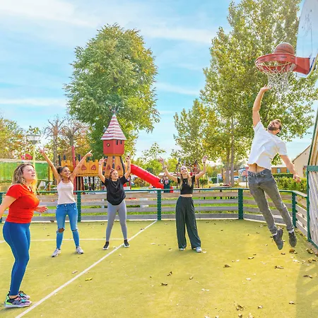 ホテル Le Parc De Paris Villevaudé