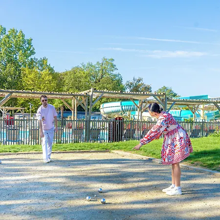 Le Parc De Paris