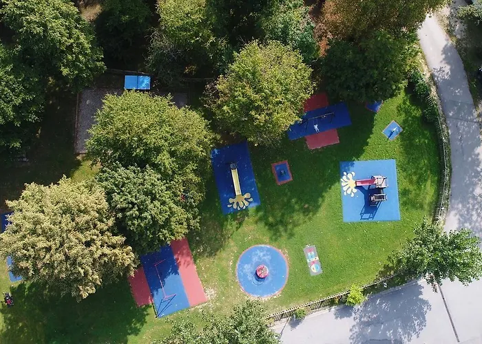 Le Parc De Paris 3*