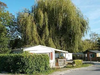 Le Parc De Paris 3*