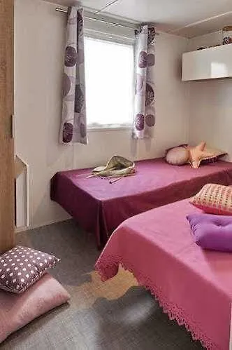 Hotel Le Parc De Paris Villevaudé